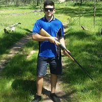 Andrew Pavlou Photo 6