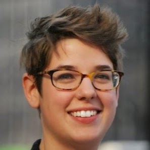 Elizabeth Murphy Photo 53