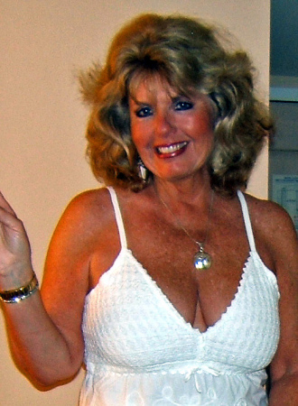 Carol Duke Photo 29