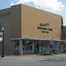 Leslie Mitchell Photo 19