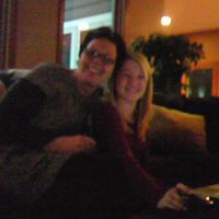 Beth Halliday Photo 19