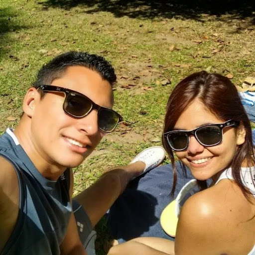 Richard Cardona Photo 12