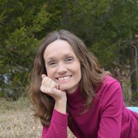 Carolyn Everett Photo 29