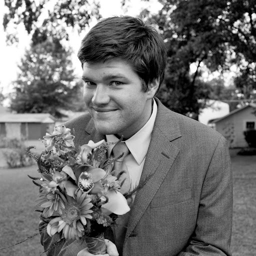 Daniel Farris Photo 20