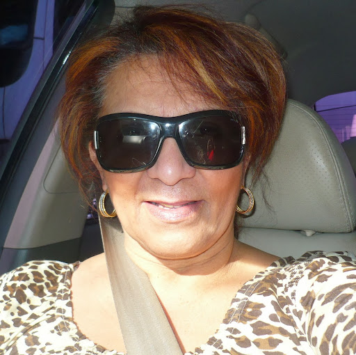 Josefina Diaz Photo 22
