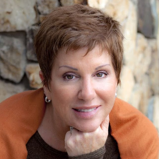 Gail Dillon Photo 17