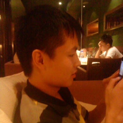 Alex Yang Photo 13