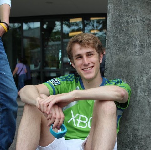 Trevor Gray Photo 20