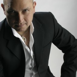 Miguel Valdivia Photo 4