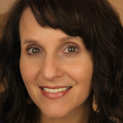 Lisa Heaton Photo 13
