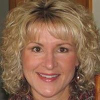 Jennifer Benson Photo 7