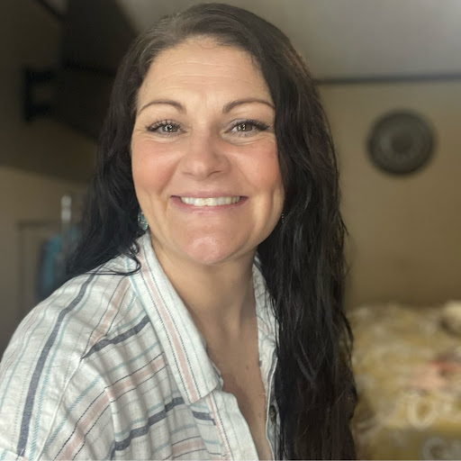 Amanda Long Photo 26