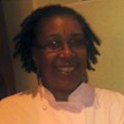 Ellen Robertson Photo 13