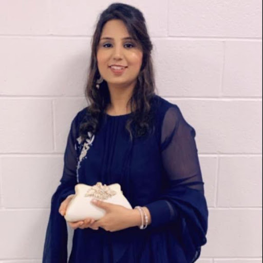 Bushra Akhtar Photo 11