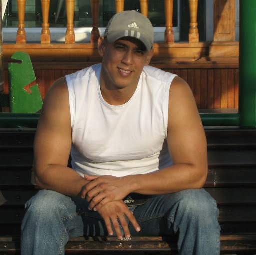 Fabian Lozada Photo 17