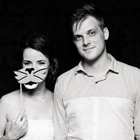 Jonathan Moore Photo 32