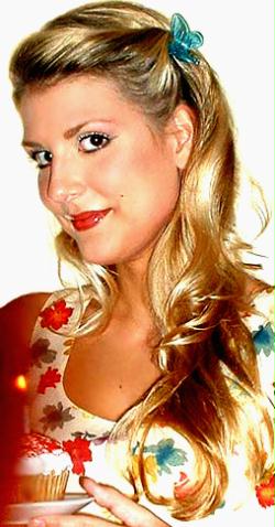 Jessica Hallett Photo 27