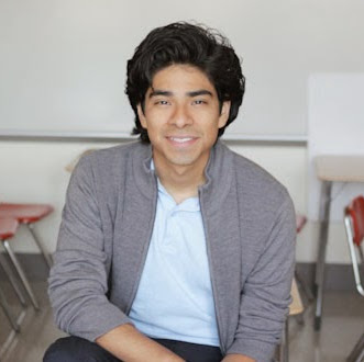 Manuel Paredes Photo 22