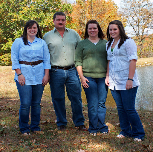 Cindy Garrett Photo 43