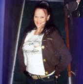 Andrea Stewart Photo 32