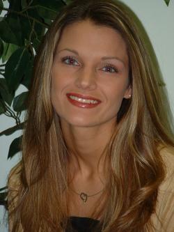 Amanda Fisher Photo 23