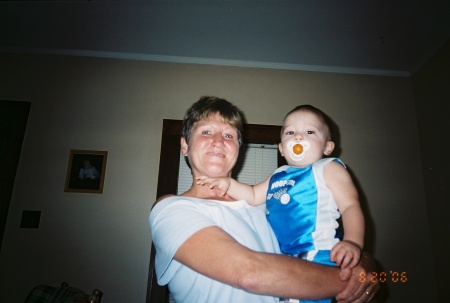 Lisa Burchell Photo 14