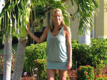 Lana Carter Photo 4
