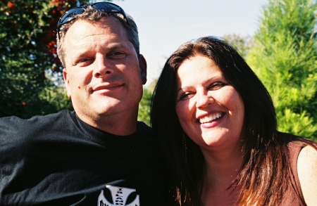 Laurie Owens Photo 8