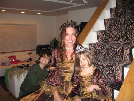 Sarah Ricketts Photo 12