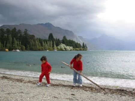 Elizabeth Crossley Photo 19