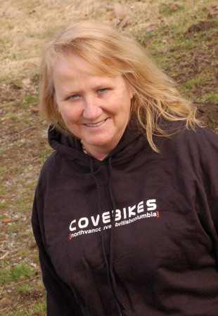 Karen Mann Photo 30