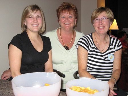 Marian Hughes Photo 21