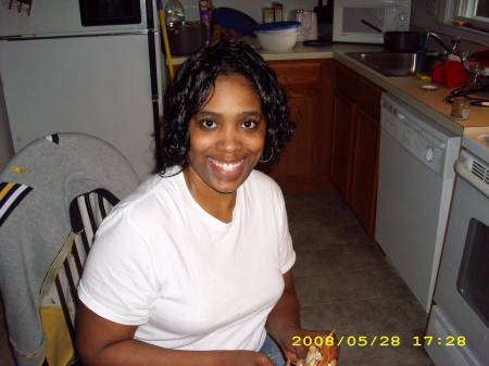 Angel Hicks Photo 5