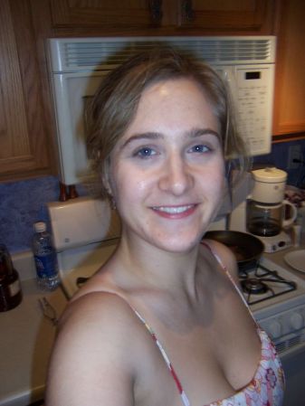 April Andrews Photo 14