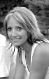 Elaine Pugh Photo 7