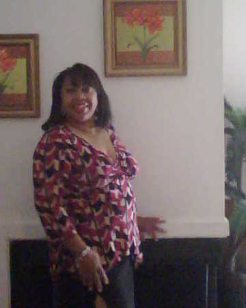 Debra Oates Photo 13