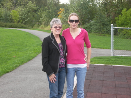 Deborah Gross Photo 17