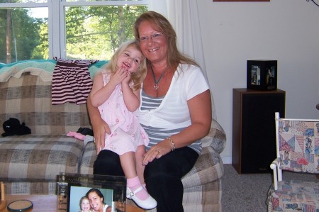 Shirley Calhoun Photo 17