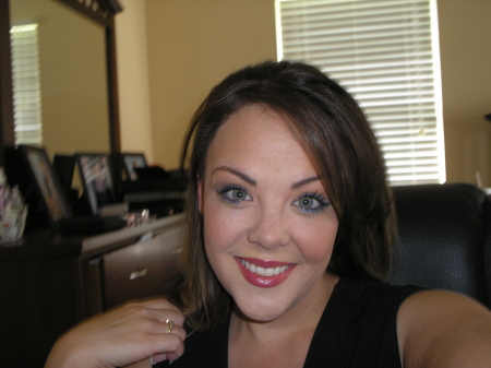 Jennifer Hooper Photo 32