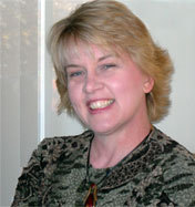 Diana Cramer Photo 11