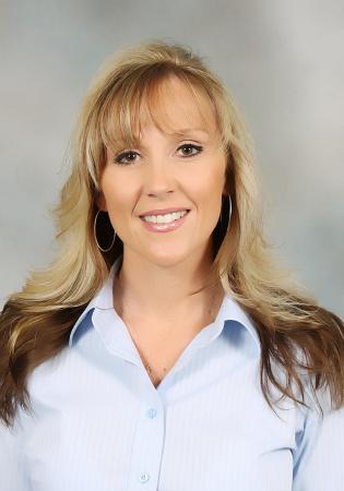 Alicia Atkins Photo 23