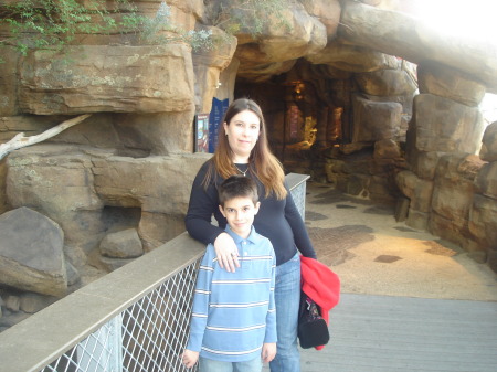 Trisha Thomas Photo 8