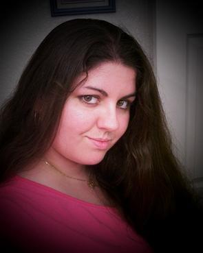 Julie Moreschi Photo 4