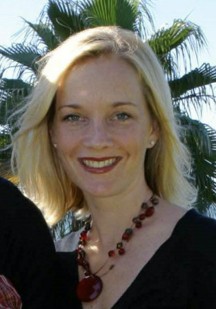 Rebecca Paul Photo 28
