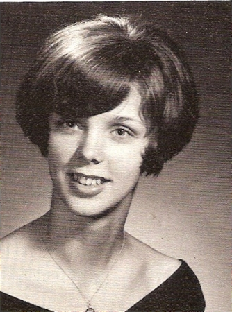 Carolyn Hendricks Photo 7
