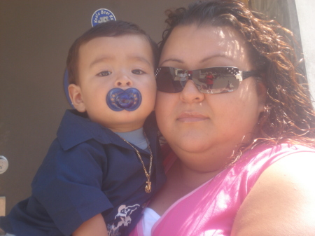 Julie Solis Photo 9