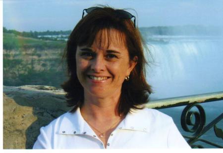 Kristi Knutson Photo 10
