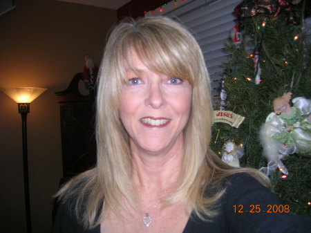 Michelle Ellis Photo 23
