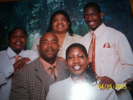 Kimberly Daniels Photo 16