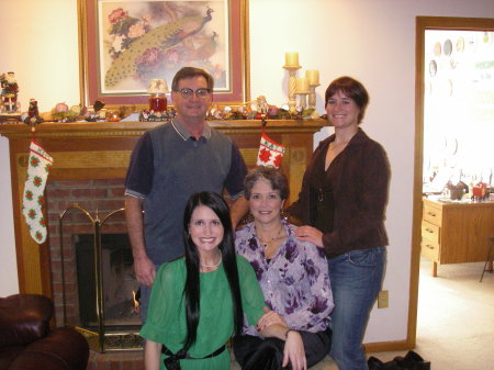 Vicki Lewis Photo 27